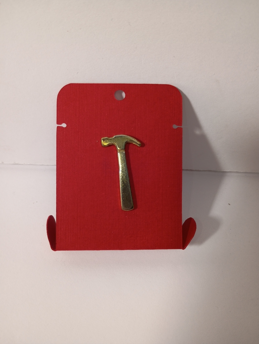 Hammer Tool Lapel Pin Back Vintage Gold Tone Mens Tie Tack Collectible Hat Pin